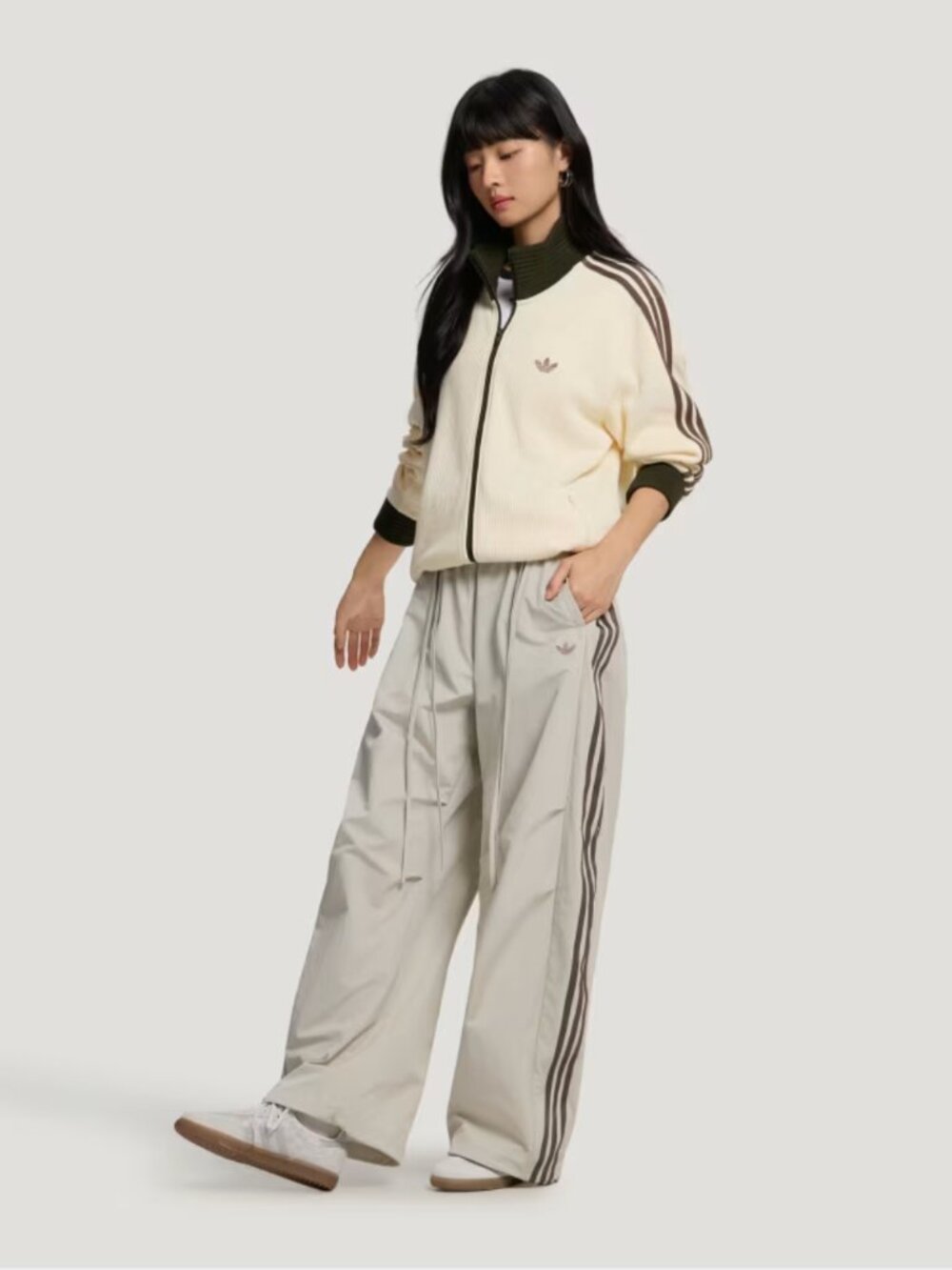 adidas originals women's beige 'curved pants' waistband detail BNWT size M, L - Picture 9 of 16